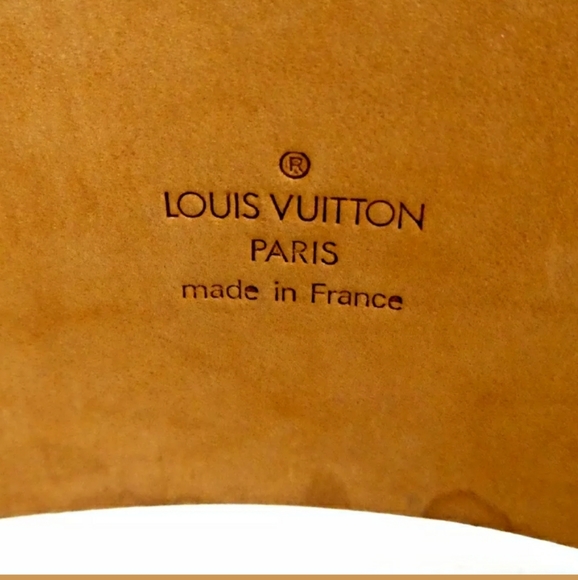 AUTH LOUIS VUITTON 80/32 CT0073 THICK WIDTH BELT - Picture 3 of 8